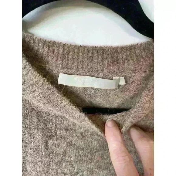 Revolve One Grey Day Bundle (2) Merino Wool and Alpaca Sweaters, XS - Picture 9 of 15